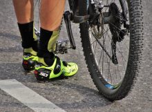 mountain bike shoes