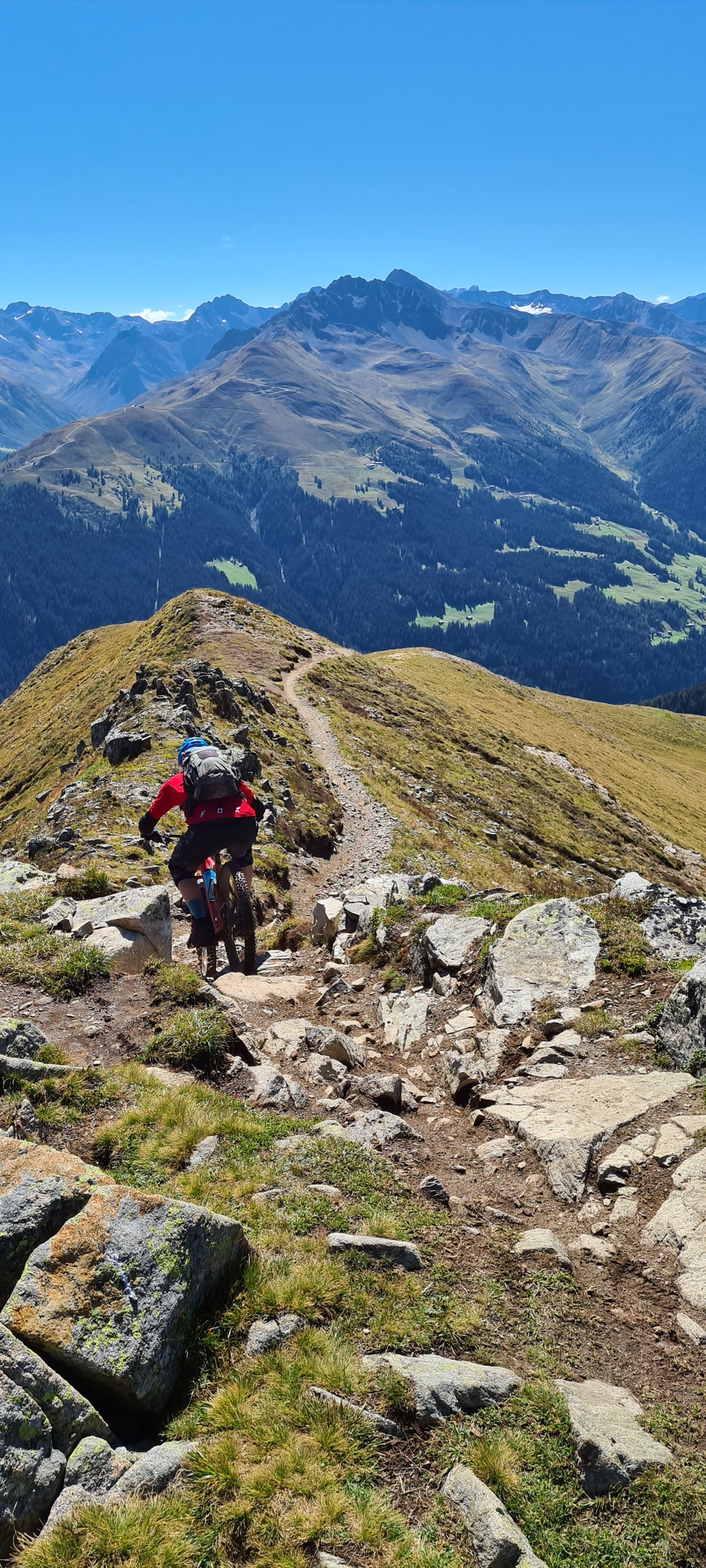 How To Choose The Right Trail Or Enduro Bike A Beginner s Guide