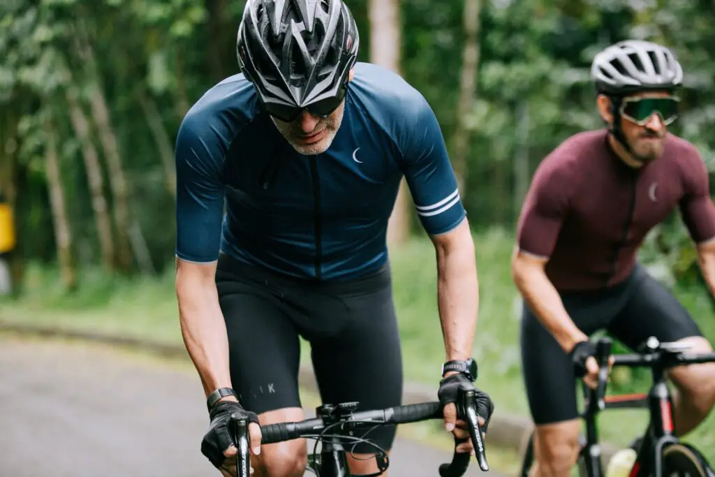 wearing sunglasses while cycling